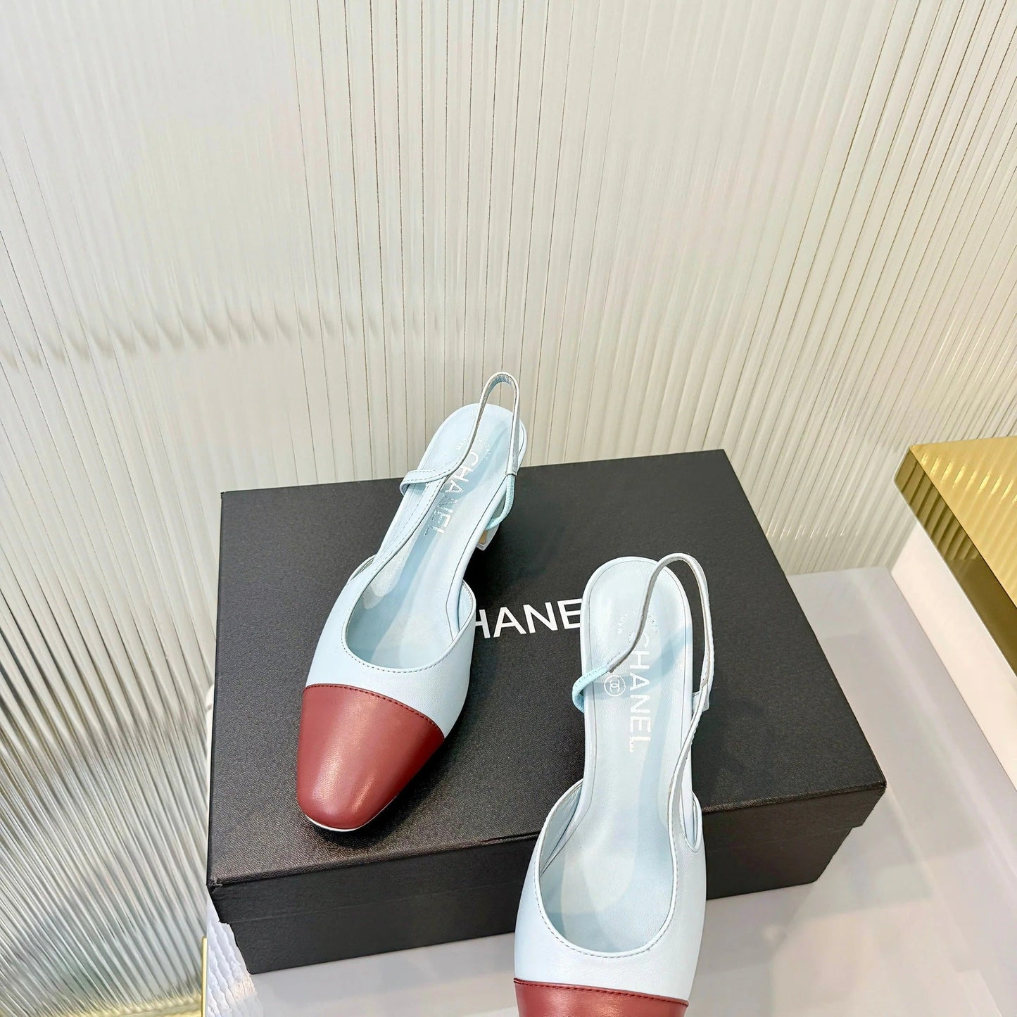 CC 26 Slingback High Heel 6.5cm Light Blue Burgundy Lambskin 714019