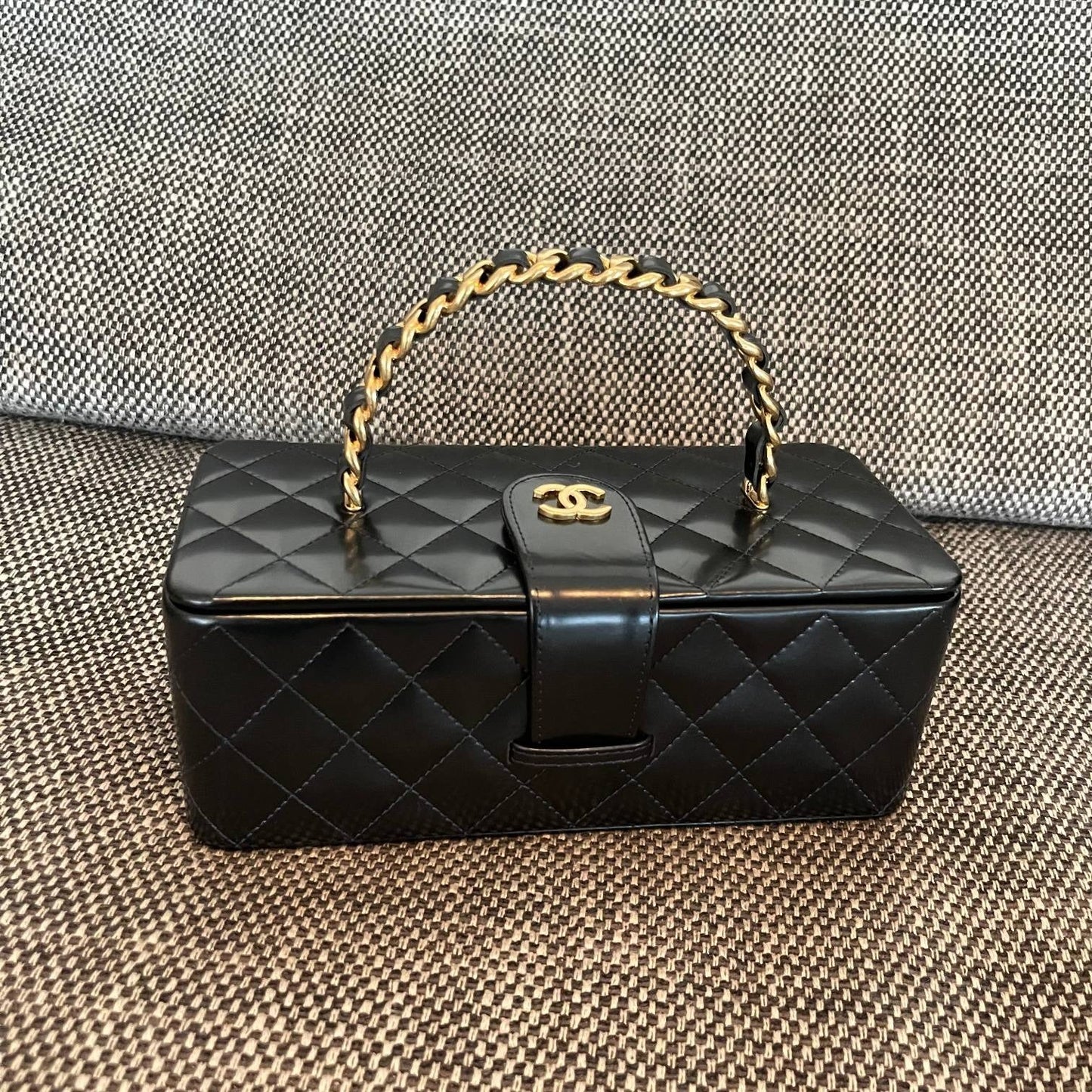 Chanel 2026 Vintage Large Rectangular Box Vanity Case 22cm Patent Calfskin