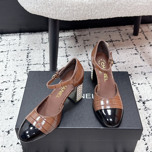 CC SS26 Mary Jane Pumps Black Brown Crocodile Embossed Patent Calfskin 679021
