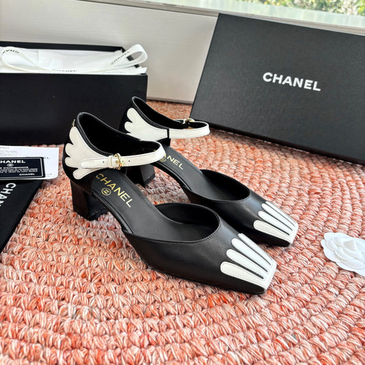 CC 26s Mary Jane Slingback Black Sheepskin 648193