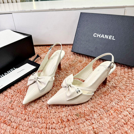 CC 26s Bow Heels Slingback White Sheepskin 703667