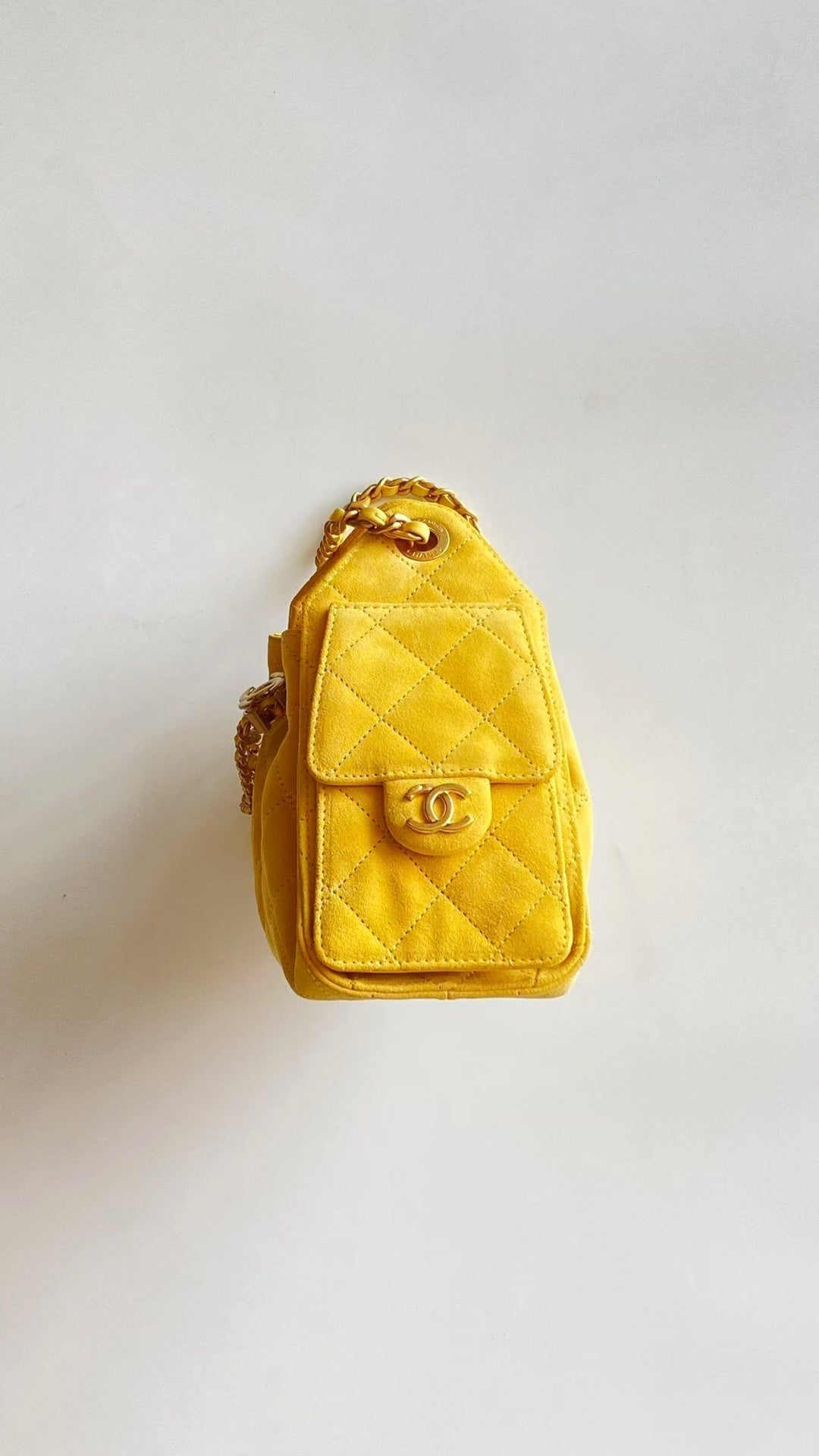 Chanel 25 Hobo Bag 22cm Yellow Gold Suede