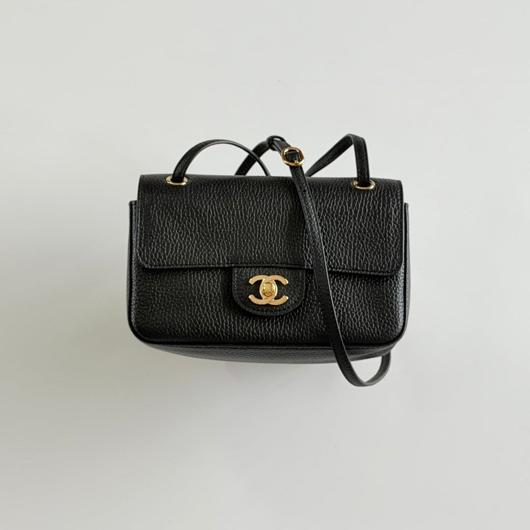 CC 26s Flap Bag Mini 20cm Black Cowhide