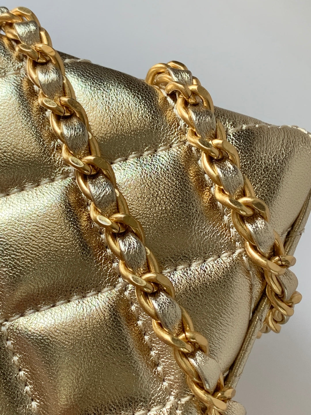 cc 24a nano 19cm kelly shopper bag metallic gold lambskin