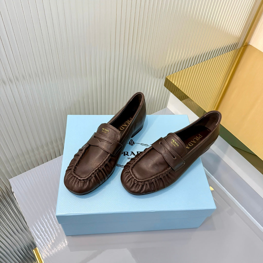 Prada 26s Loafer Coffee Pleated Leather 837703