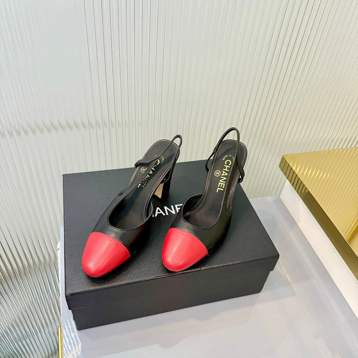 CC 26 Slingback High Heel 9cm Red Black Lambskin 714018