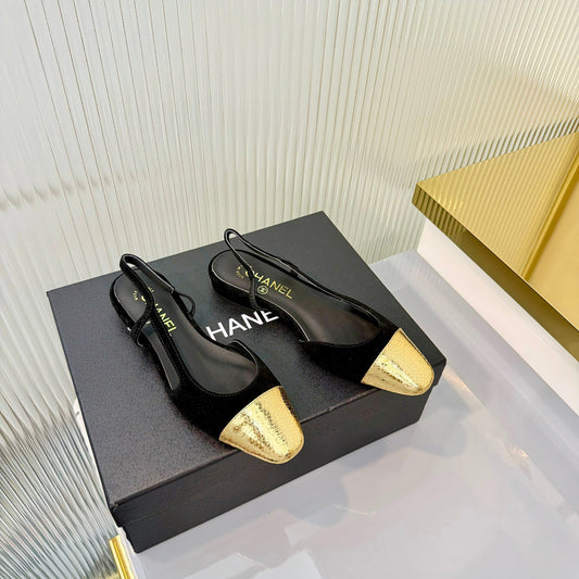 CC 26 Slingback Flat Black Gold Lambskin 714028