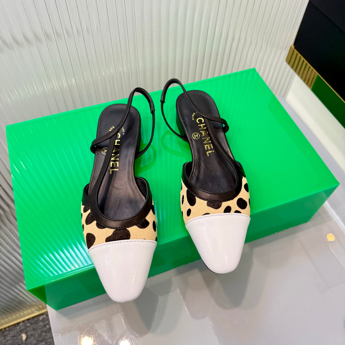 CC Slingback Flat White Beige Leopard-Print Leather 923835