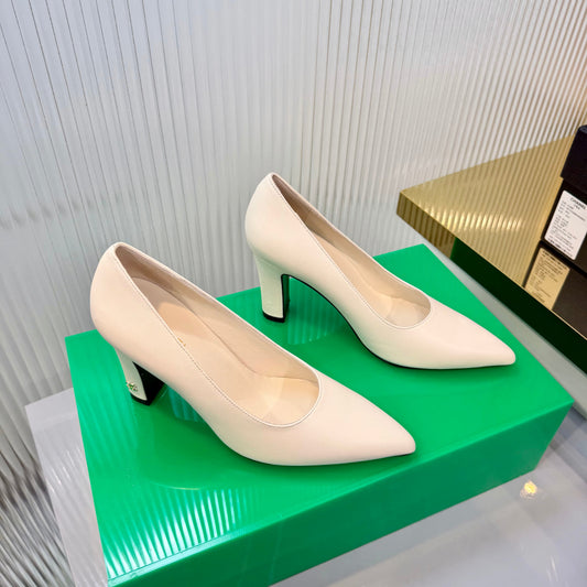 CC 26s Pumps 8.5cm Cream Lambskin 924308