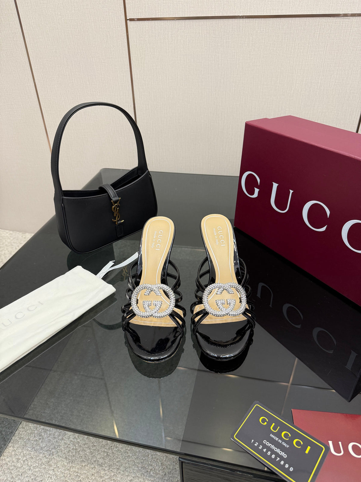 Women's Slide 85mm With Crystal Interlocking G Black Patent Leather