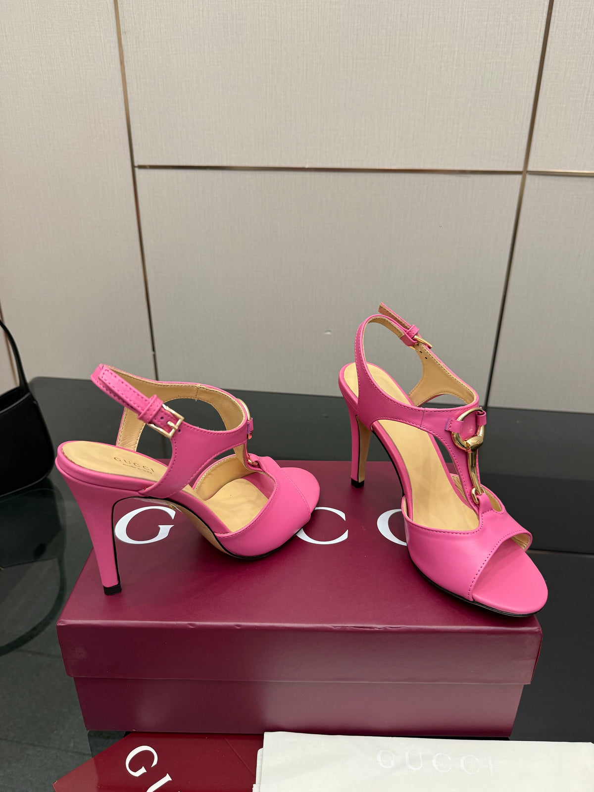 GG G-Buckle High-Heeled Sandals 10.5cm Pink  Cowhide 725307