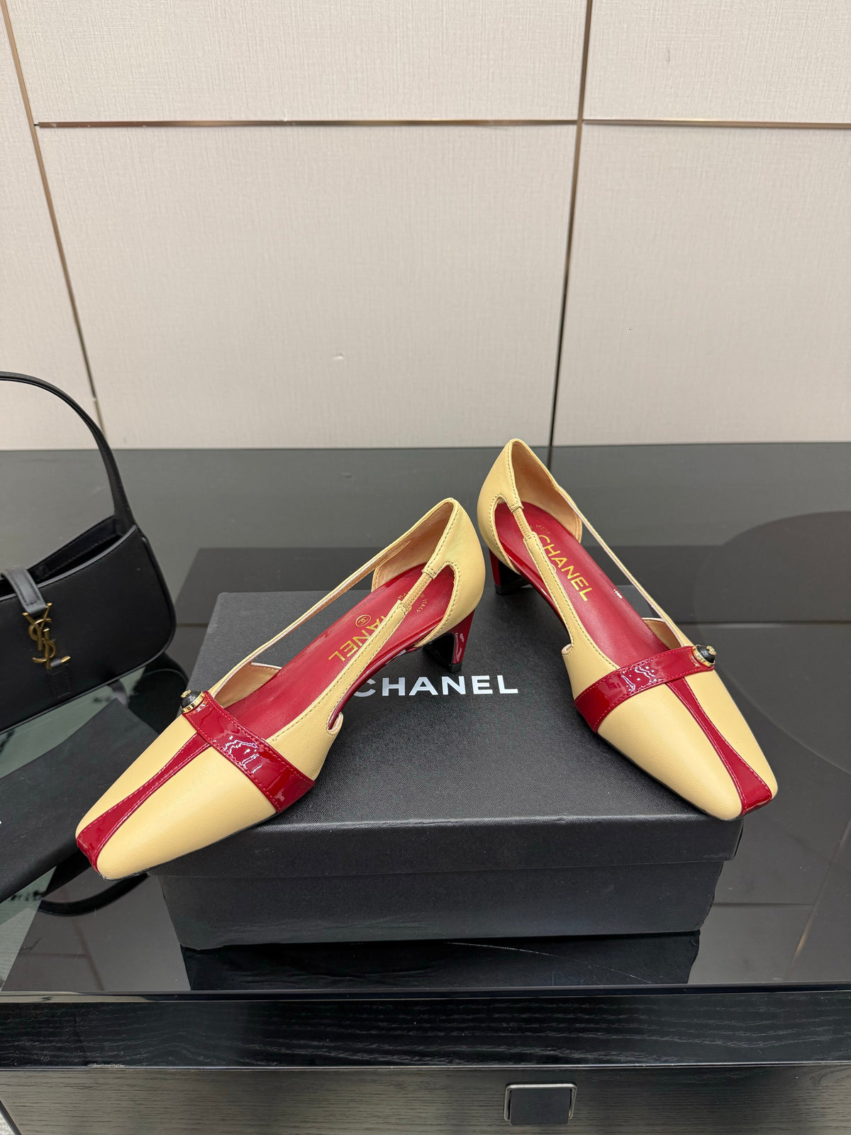 CC 26P Slingback 5cm Beige Red Lambskin Patent Leather 791604
