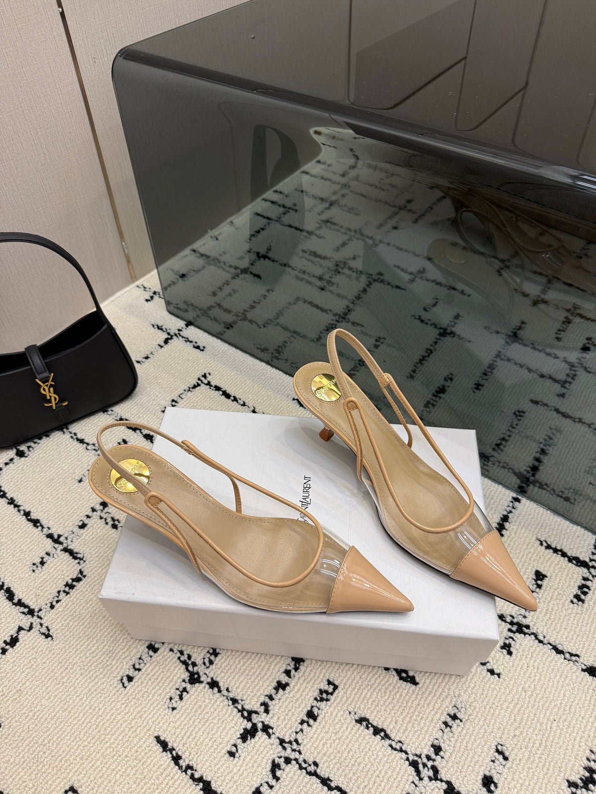 YSL Slingbacks Beige Patent Leather 894386