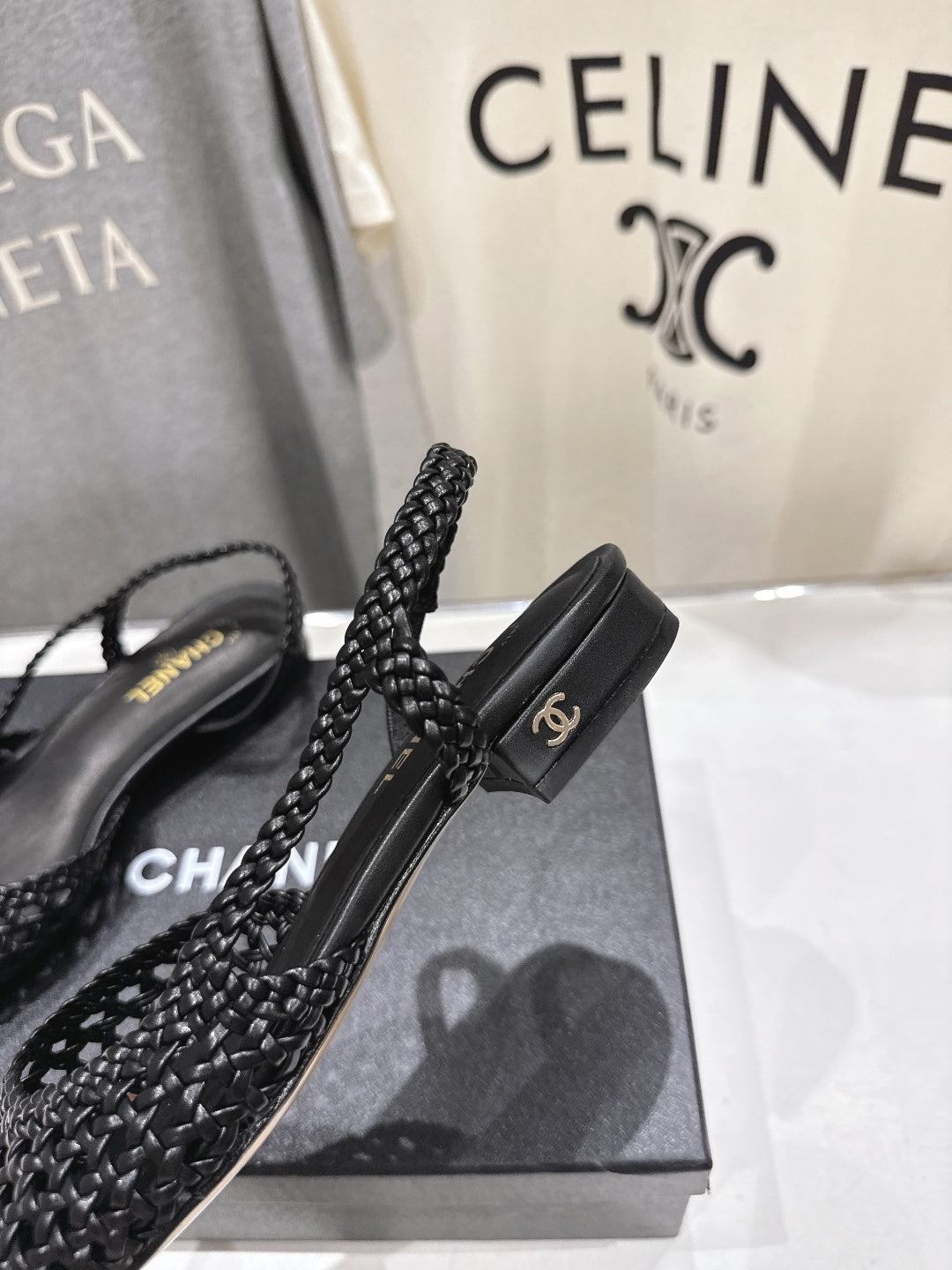 CC 26s Slingback Flat Black Distinct Woven 888093