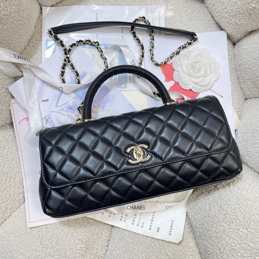 CC Maxi Flap Bag with Top Handle 31.5cm Black Lambskin
