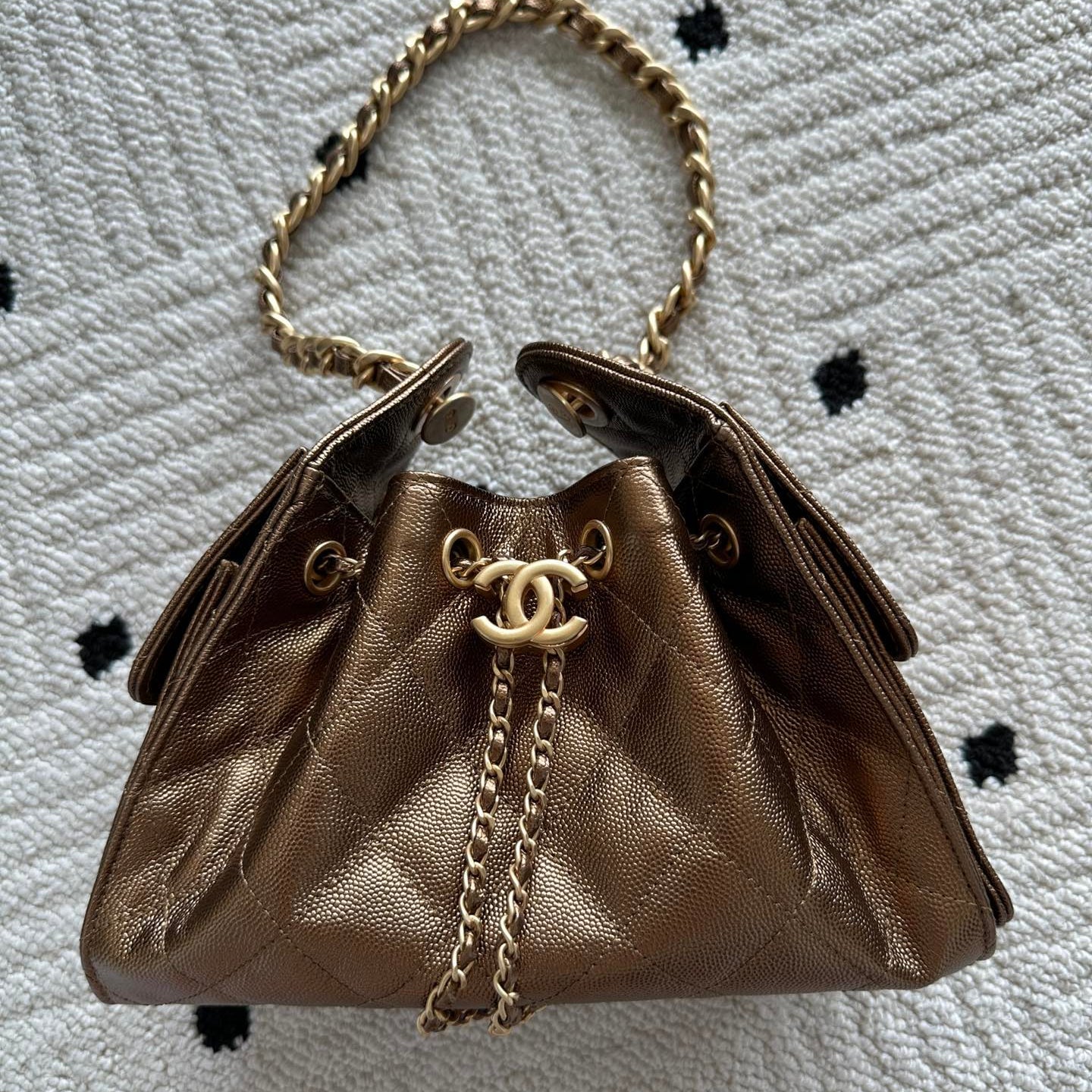 Chanel 25 Hobo Bag 22cm Bronze Calfskin