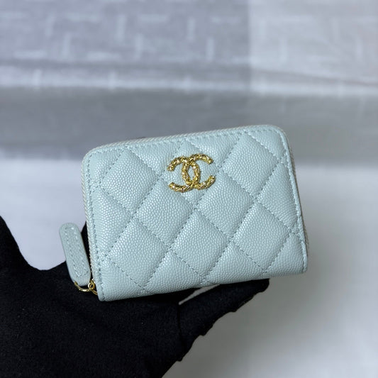 CC 26P Zipper Card Holder Light Blue Quited Caviar Leather