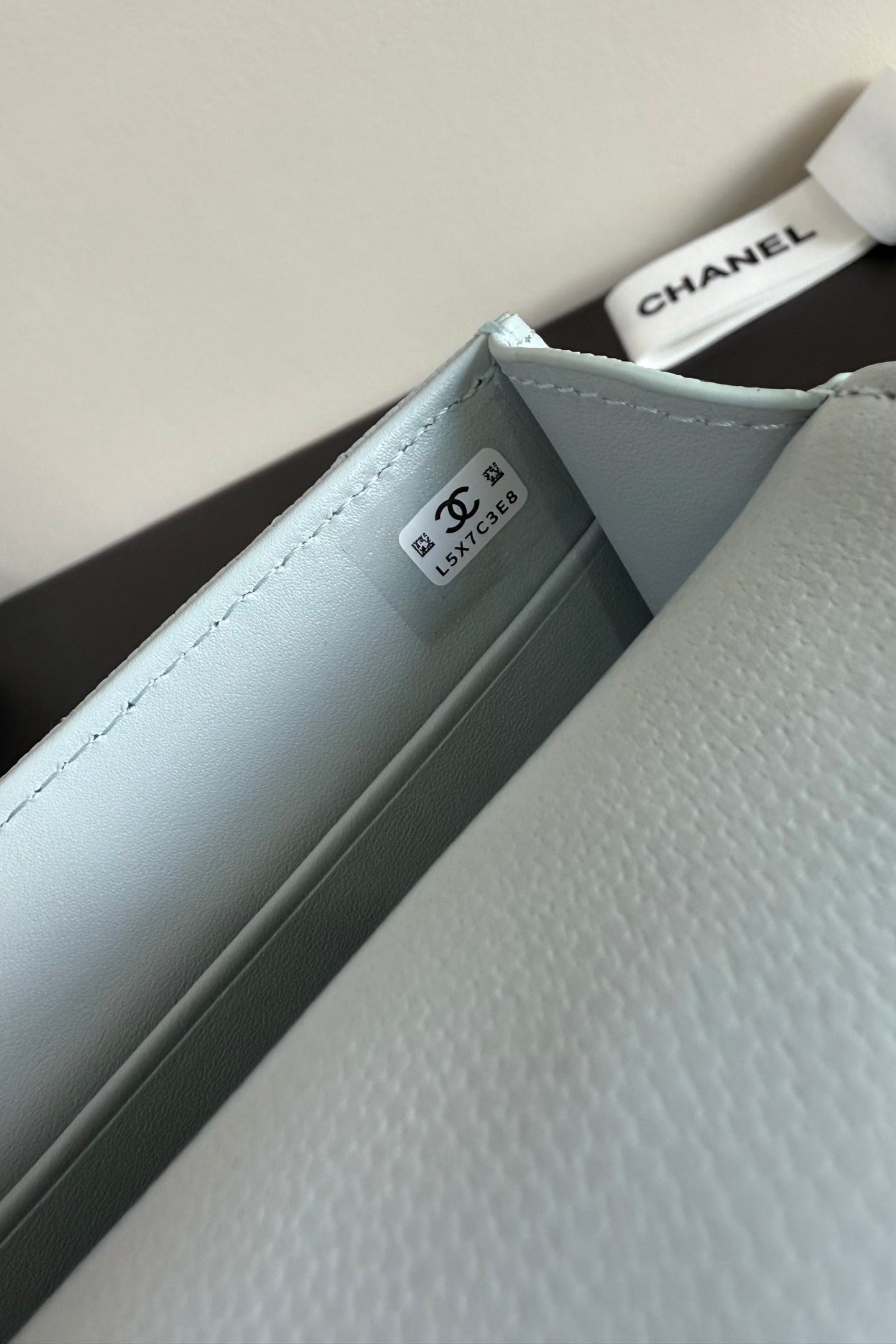 CC 23P Top Handle Kelly Clutch Light Blue Caviar Leather 282521