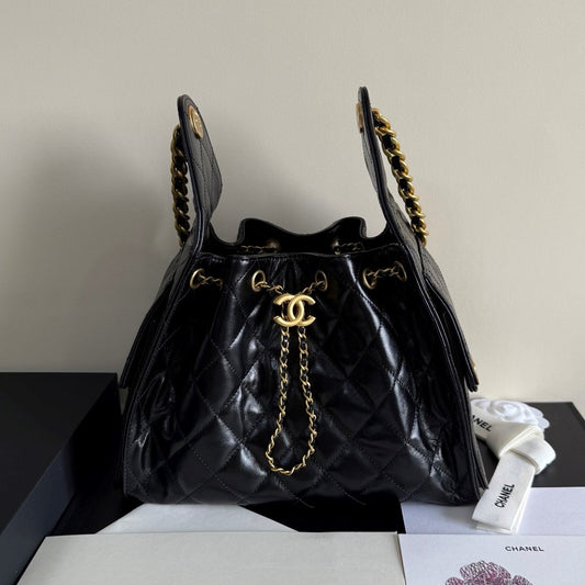 CC 25 Hobo Bag 26cm Black Glossy Leather GHW 282460