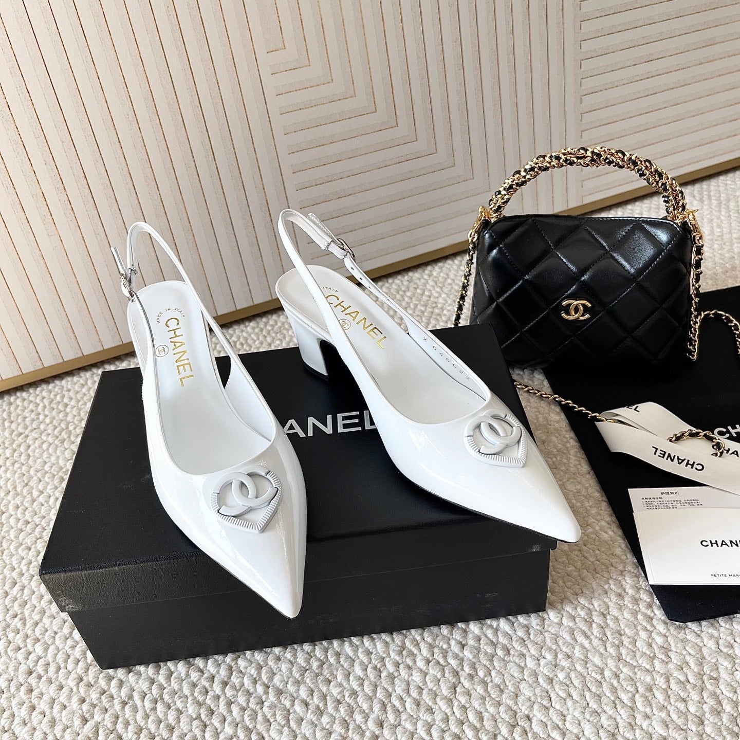 CC 26s Pointed-Toe Slingback White Patent Leather 787139
