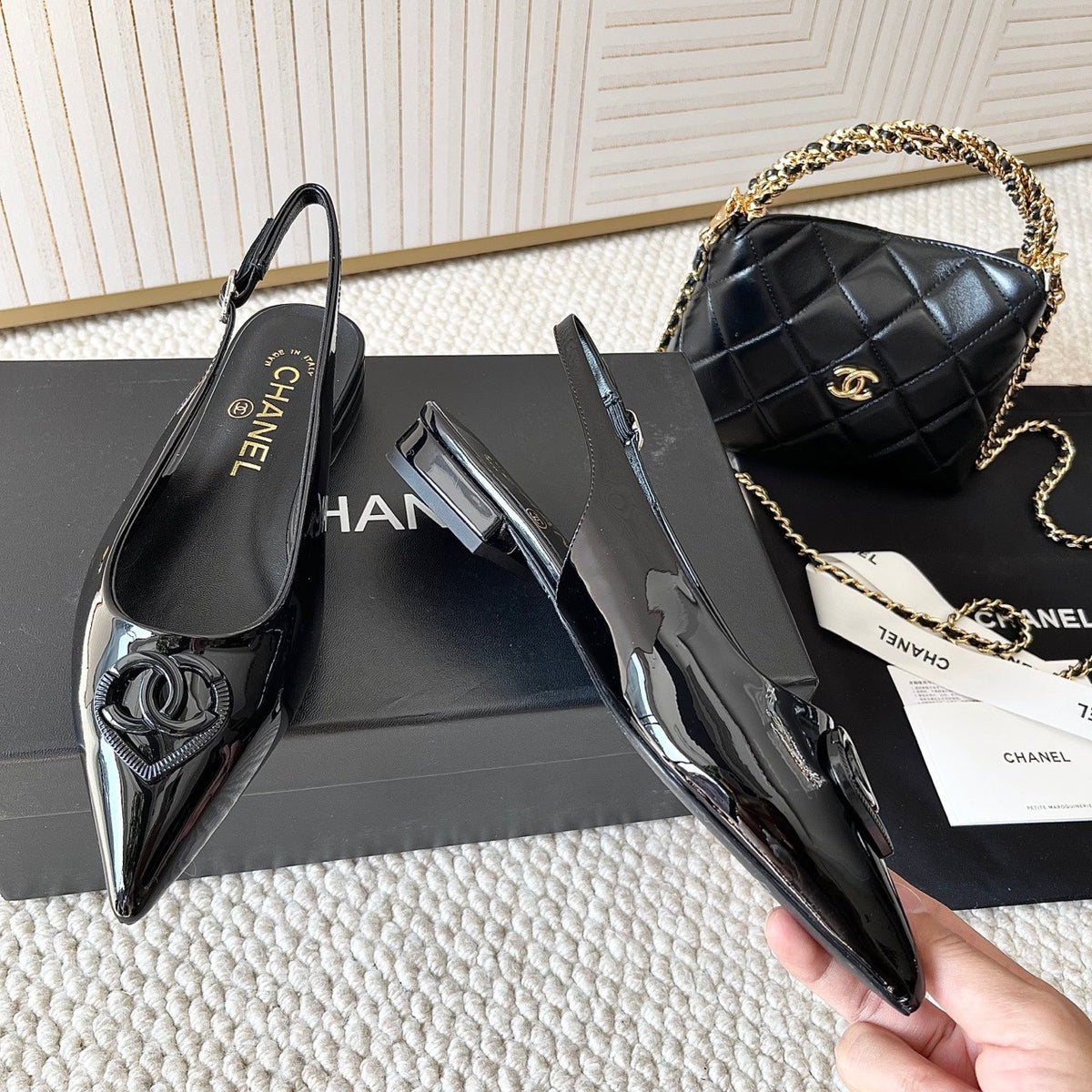 CC 26s Pointed-Toe Flats Slingback Black Patent Leather 787143