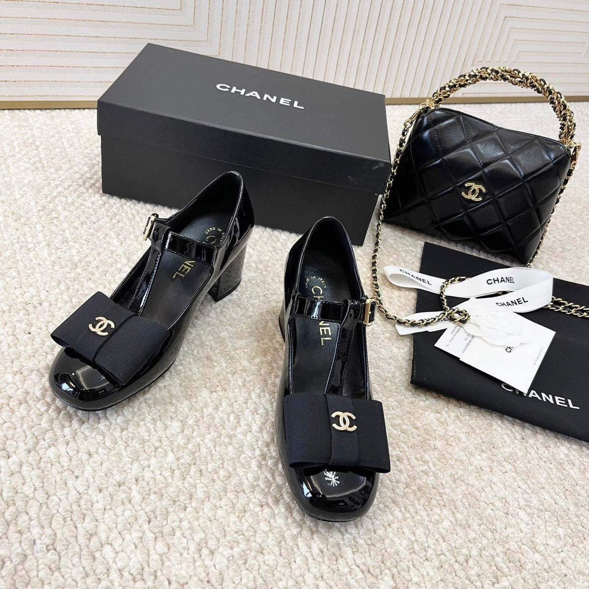CC 26s Bow Mary Jane Chunky Heel 6cm Black Glossy Leather 787146