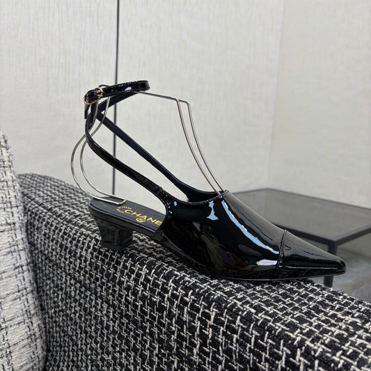 CC 2026 Slingback 4cm Black Patent Leather 688712