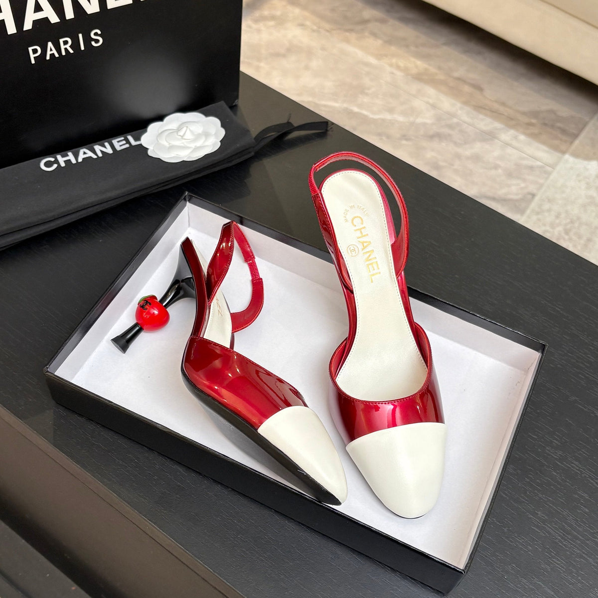 CC Métiers d’art 2026 Slingbacks 8.5cm White Red Leather 847276