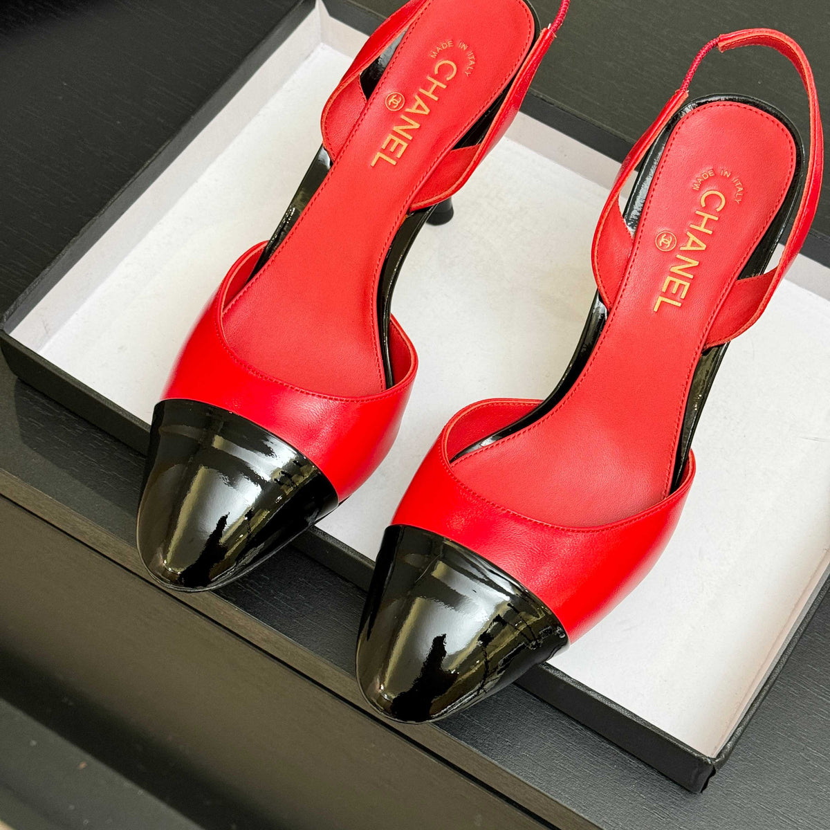CC Métiers d’art 2026 Slingbacks 8.5cm Red Leather 847281