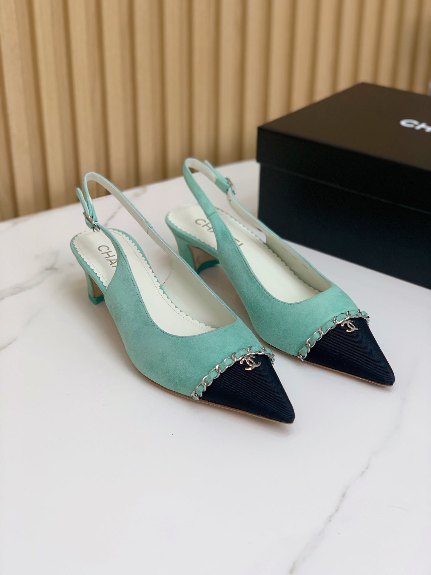 CC 26s Slingback 4.5cm Chain Teal Blue Suede 792603