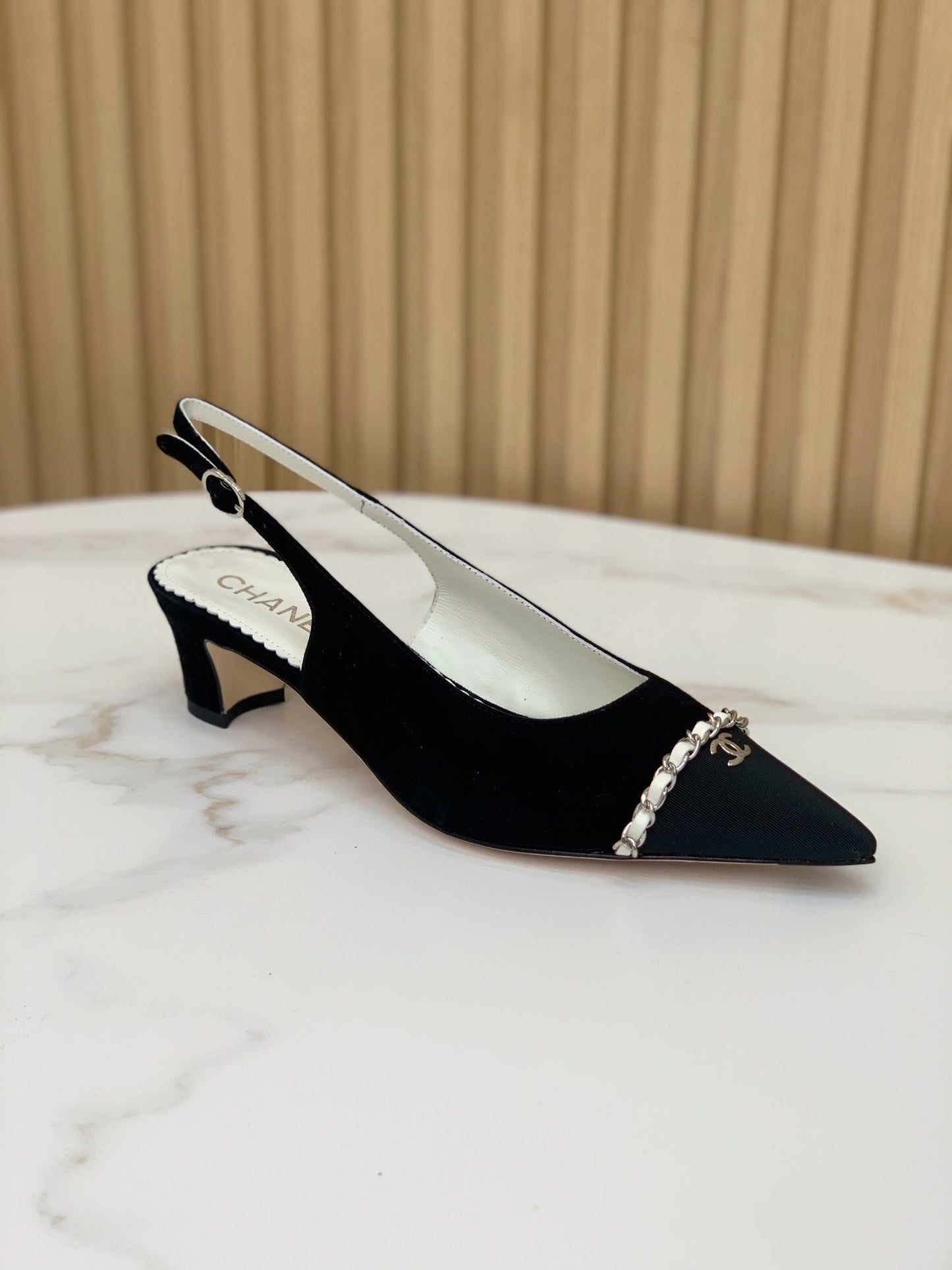 CC 26s Slingback 4.5cm Chain Black Canvas 792606