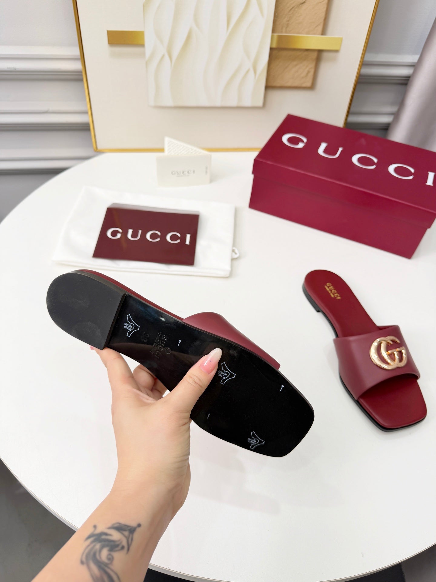 GG 2026 Early Spring Mule Burgundy Sheepskin 688520