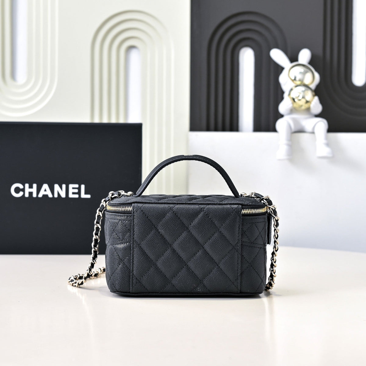 CC 25C Vanity Case Black Caviar Leather 286273