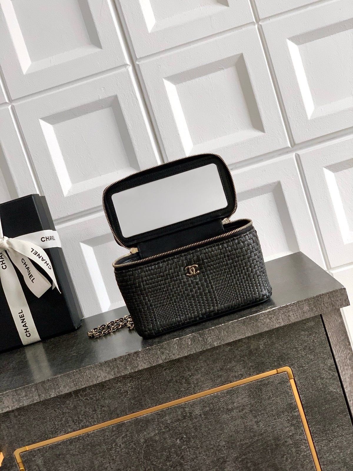 Chanel 2026 Box Bag 19.5cm Straw Leather 157109