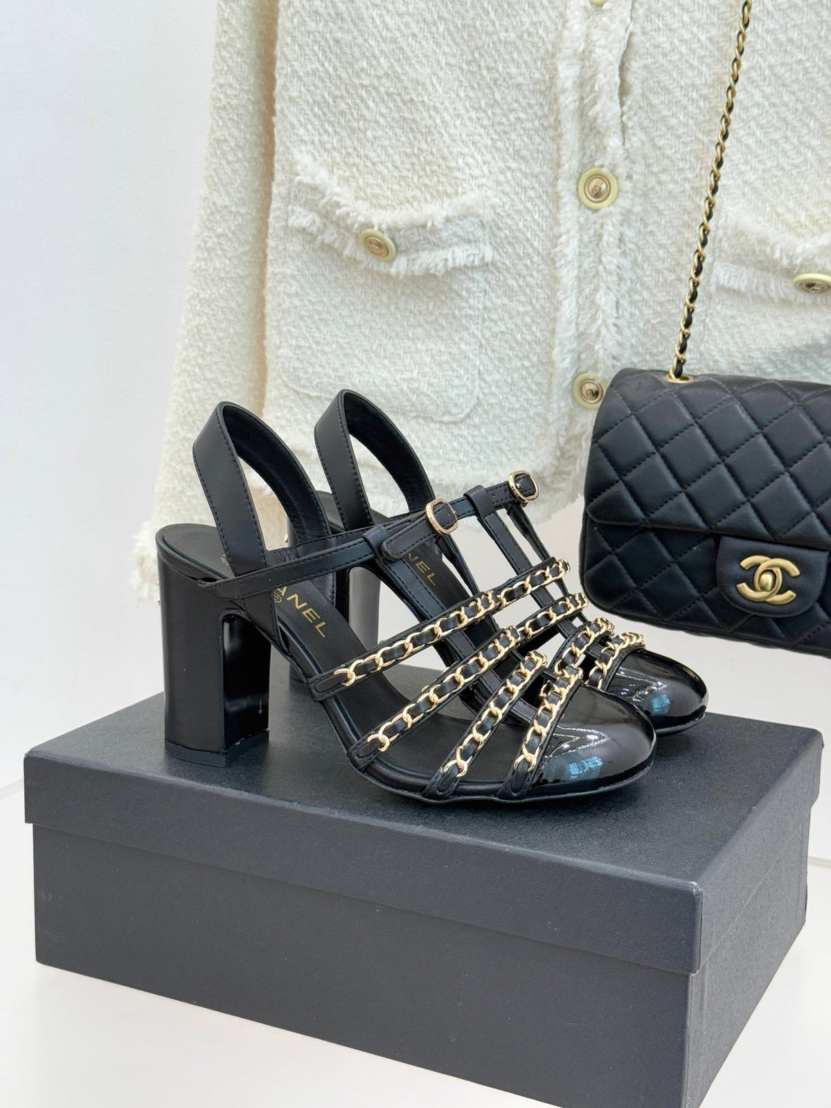 Cruise 25/26 Slingbacks 90mm Black Lambskin & Patent Calfskin