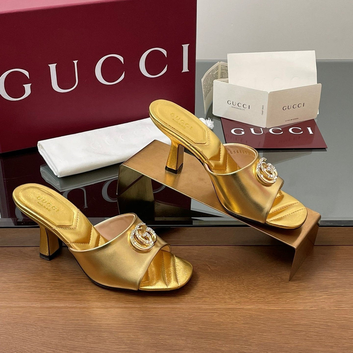 GG Canvas Mid-Heel Mules 7.5cm Gold Sheepskin 646476