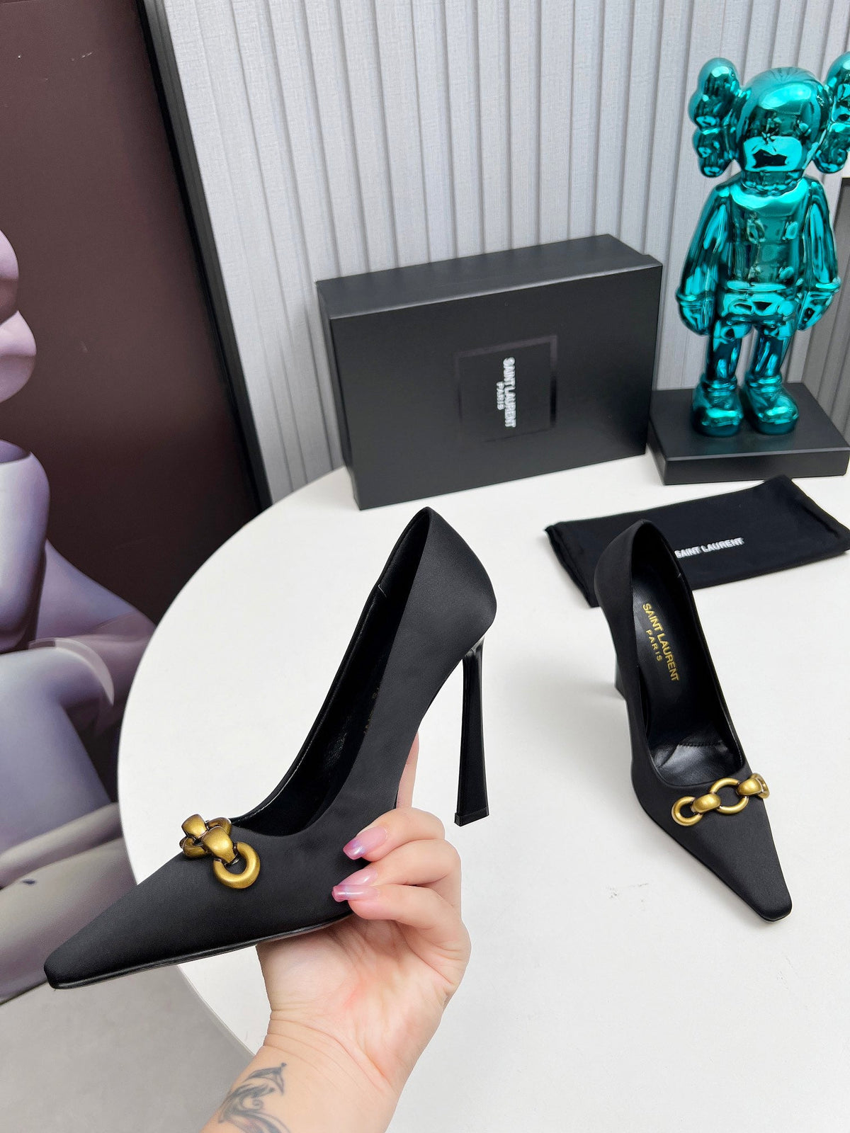 YSL Hermione Pump 11cm Black Silk 680398