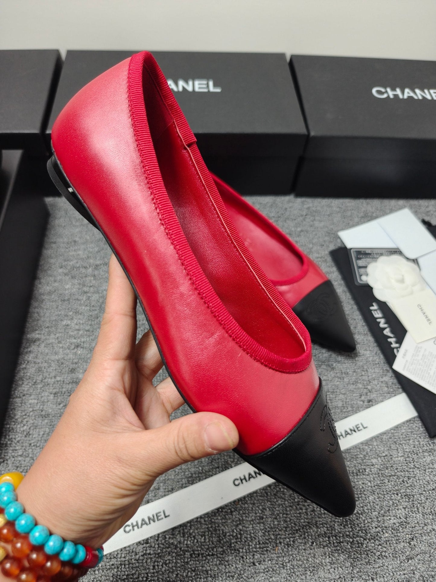 CC 26s Ballet Flat Black Red Leather 681964