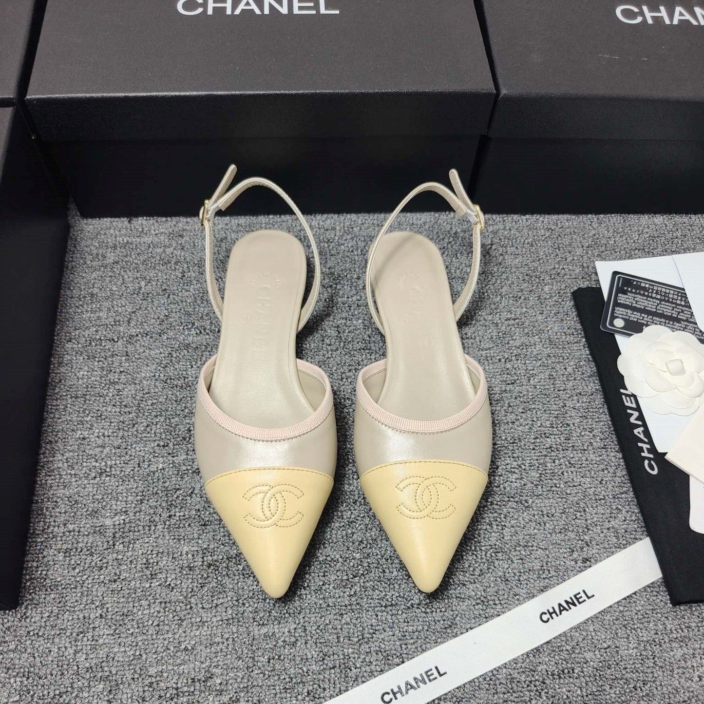 CC 26s Slingback Pointed Khahi Yellow Leather 681973