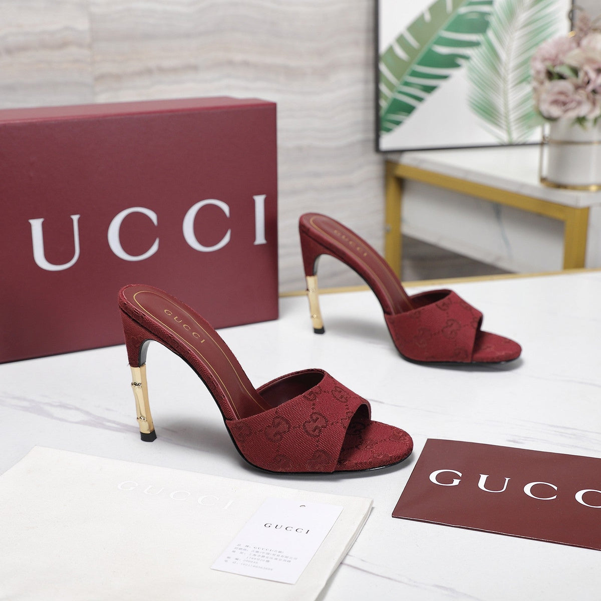 GG 26s Slide 10.5 With Bamboo Motif Red Canvas 961217