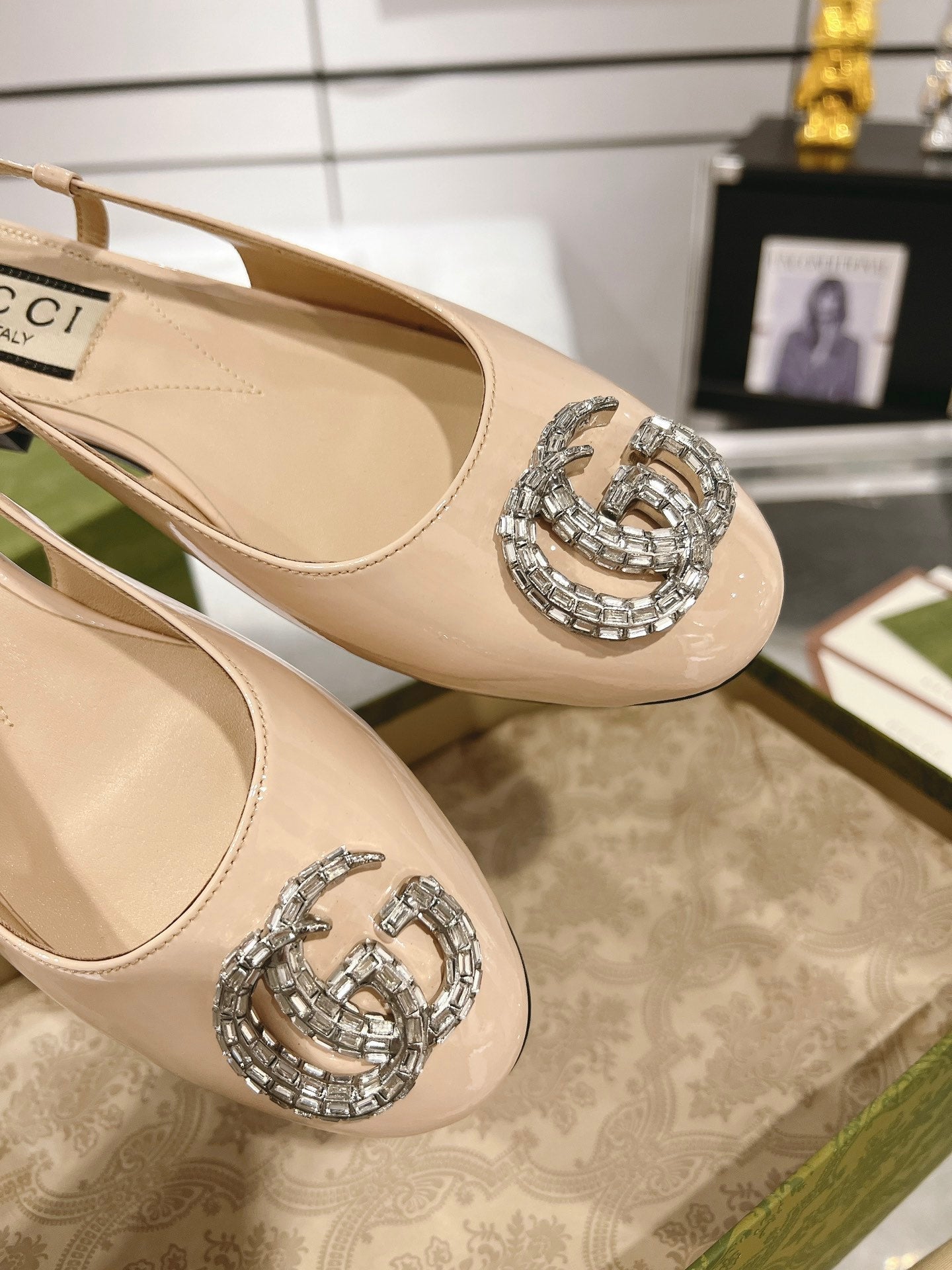 GG CRYSTALS SLINGBACK BALLET CREAM CALFSKIN