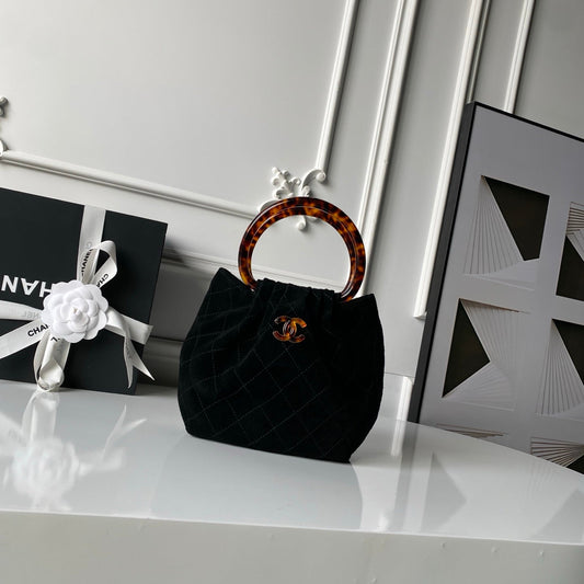 CC 26 Pouch Large Black Tortoiseshell Suede 286192