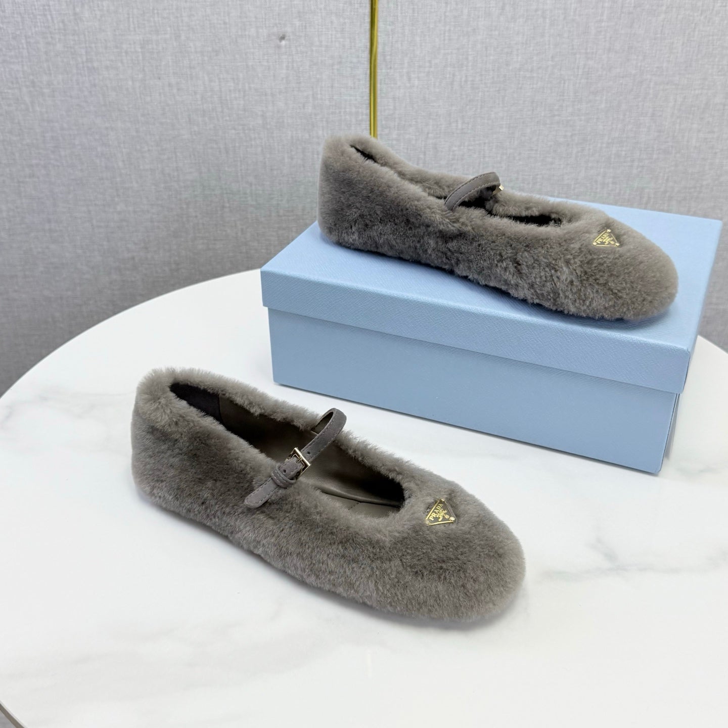 Prada 26s Ballerina Flats Strap With Buckle Grey Fur 973287