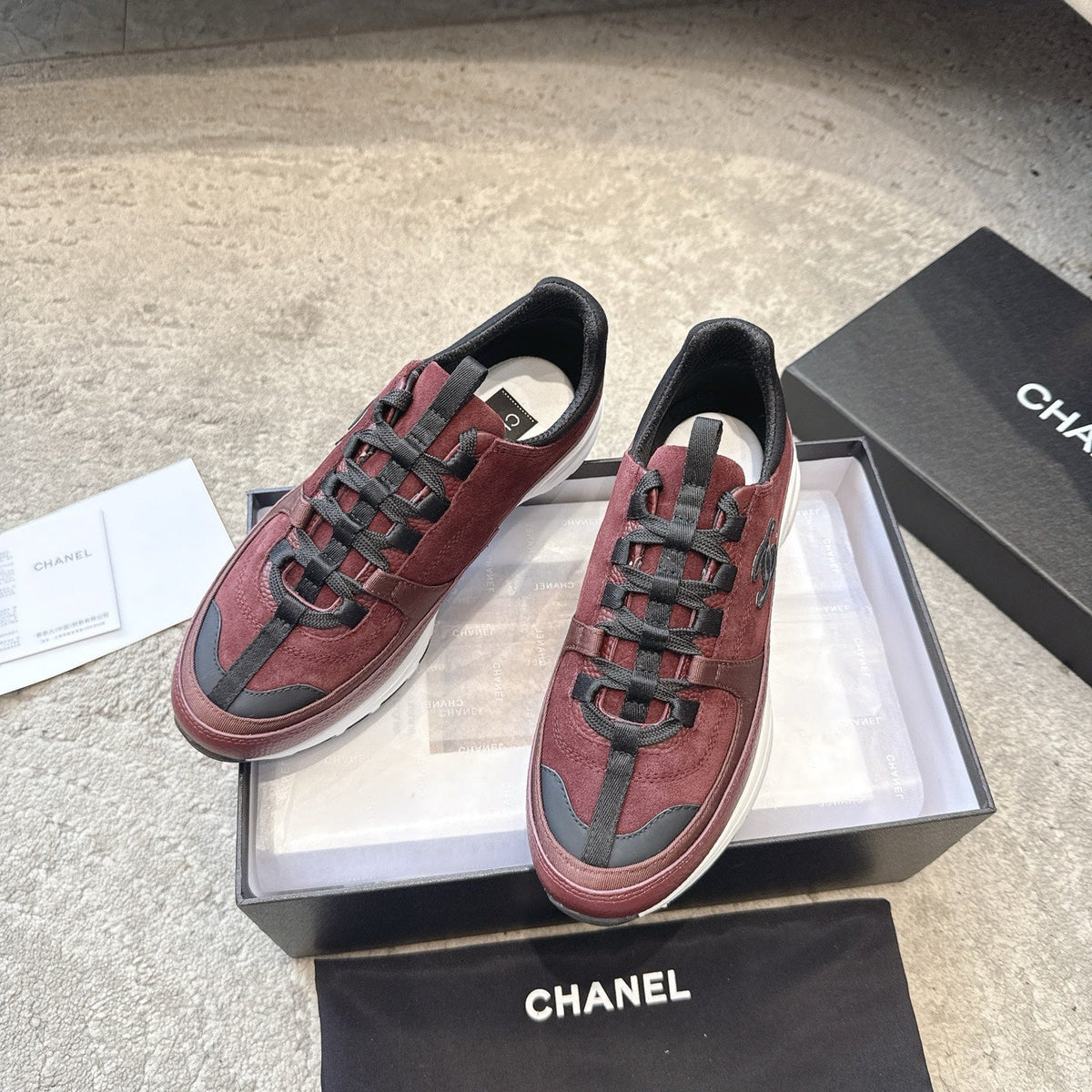 CC 26s Sneaker Burgundy Suede 647431