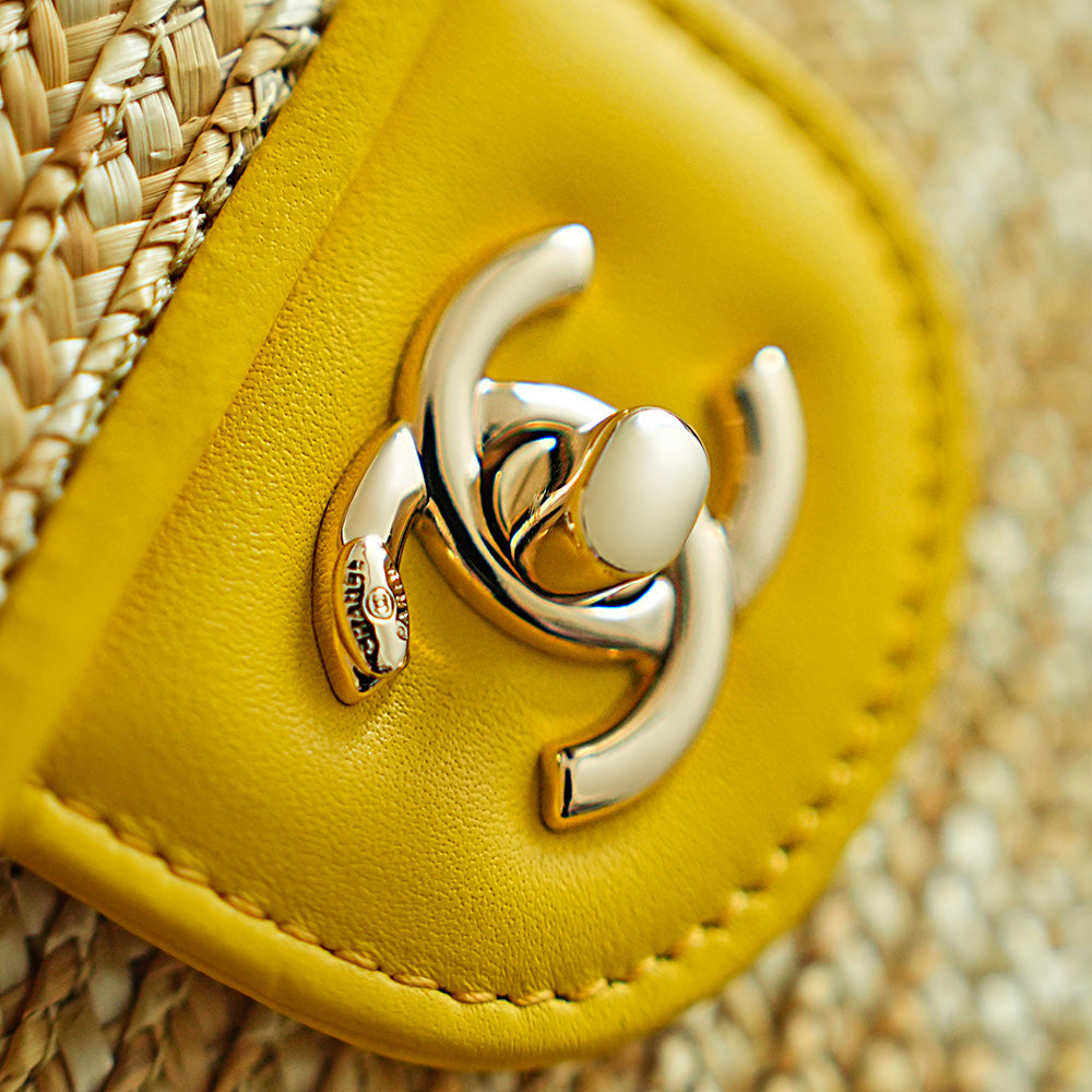 CC 25/26 Smal Flap Bag 23cm Beige Yellow Straw Lambskin