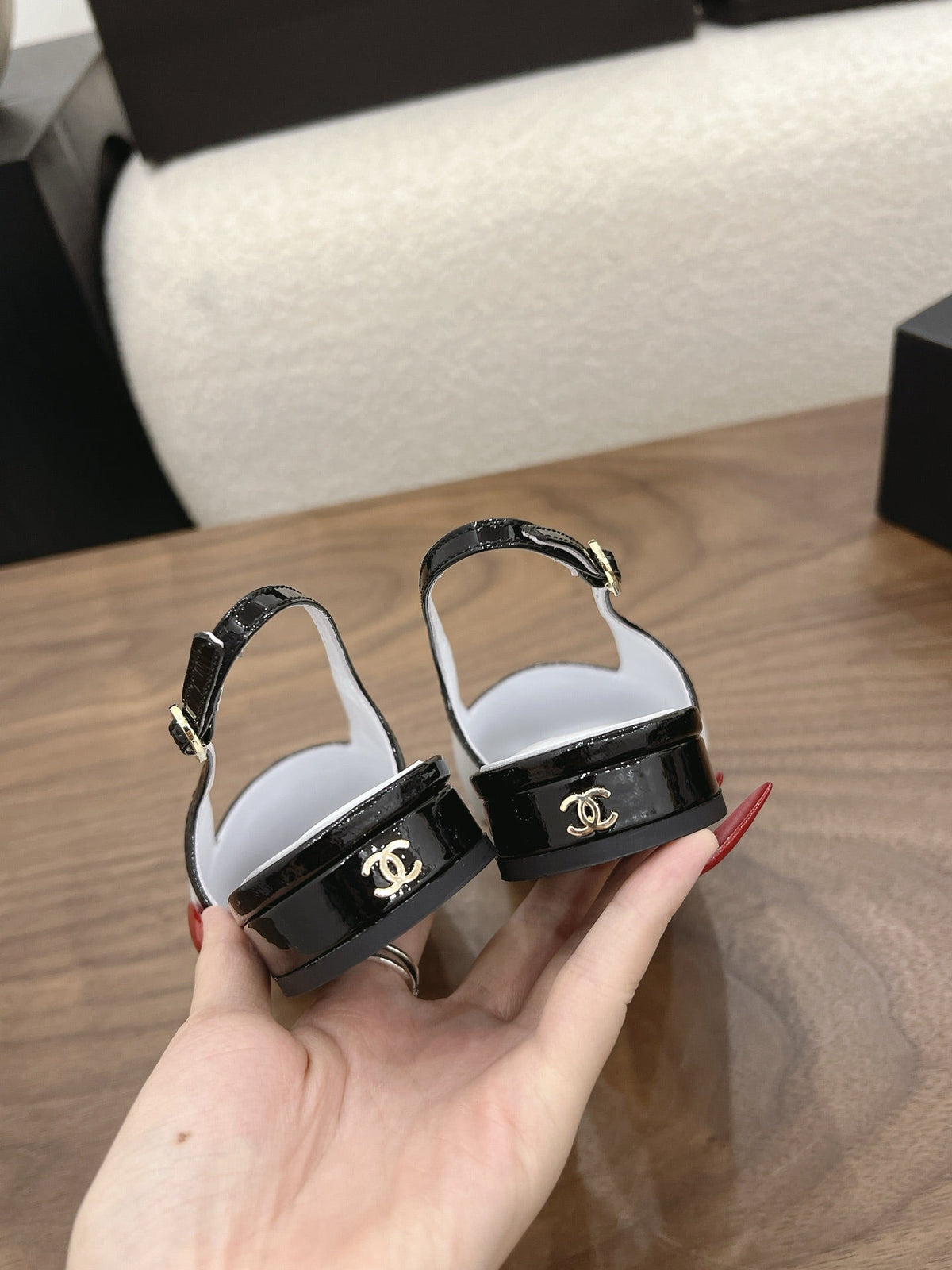 CC 26s Slingback Black White Lambskin Patent Leather 915317