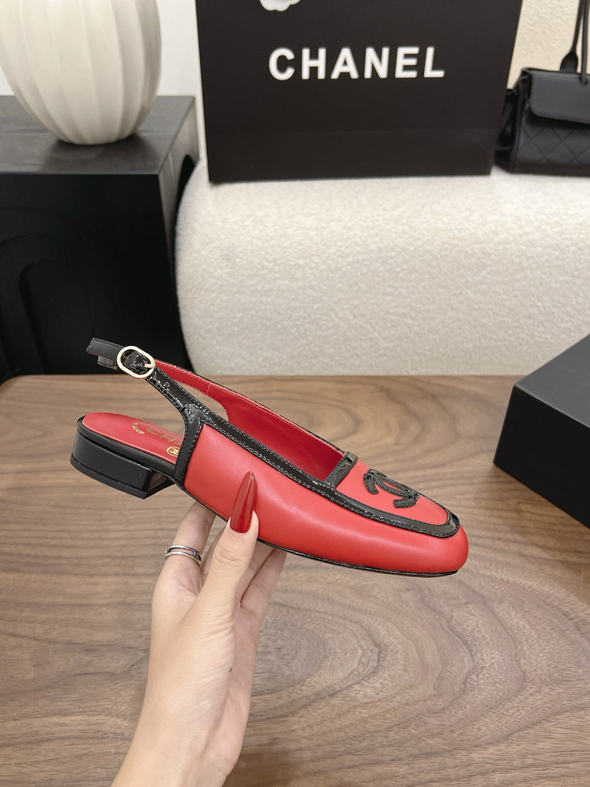 CC 26s Slingback Black Red Lambskin Patent Leather 915319