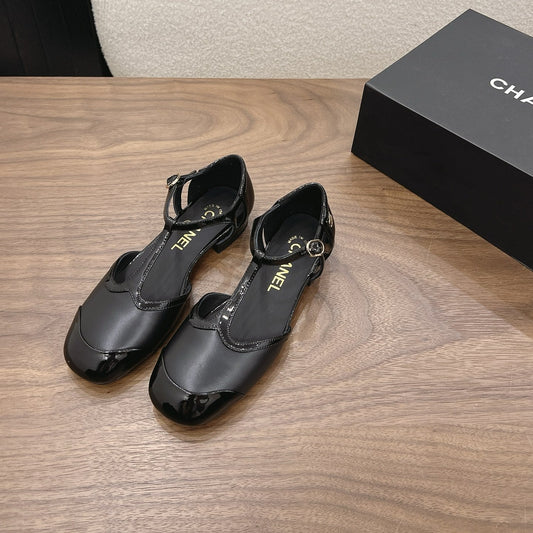 CC 26s Mary Jane Black Lambskin Patent Leather 915327