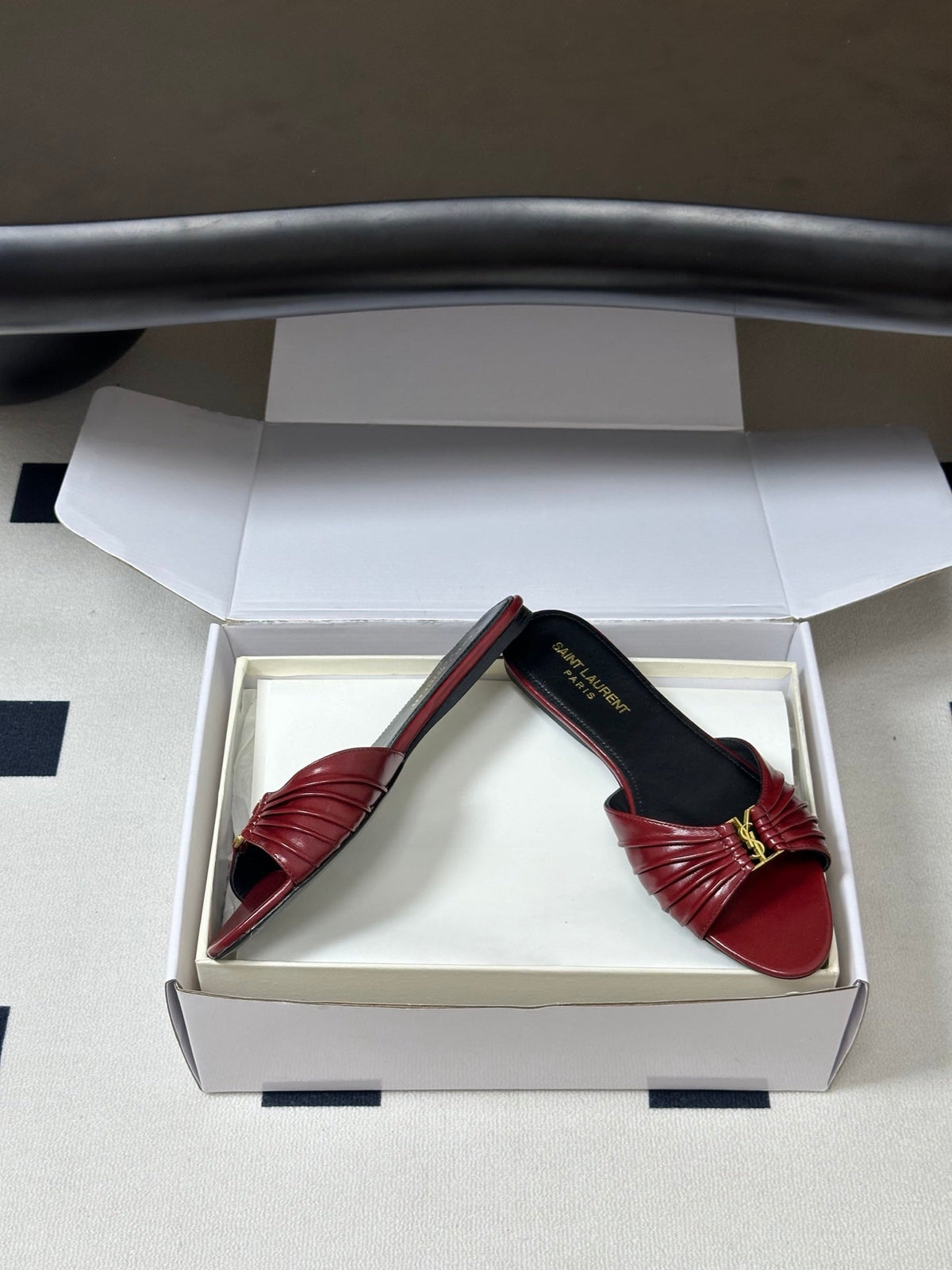 YSL Babylone Slides Burgundy Glossy Leather 835193