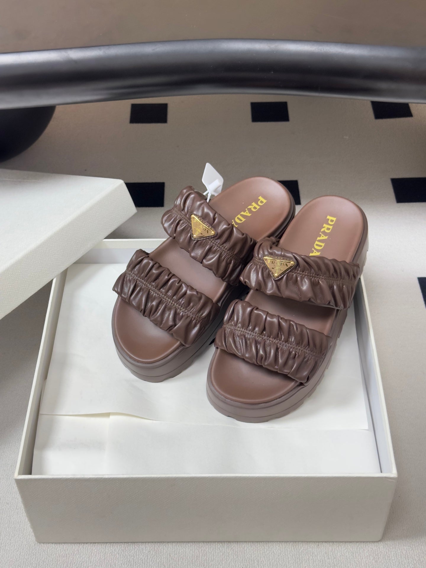 Prada 26s Flatform Slides Brown Matelassé Leather 834767.